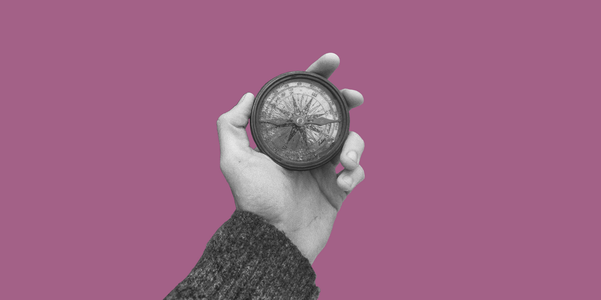 Hand holding a compass. How to know if you should moderate your drinking or quit