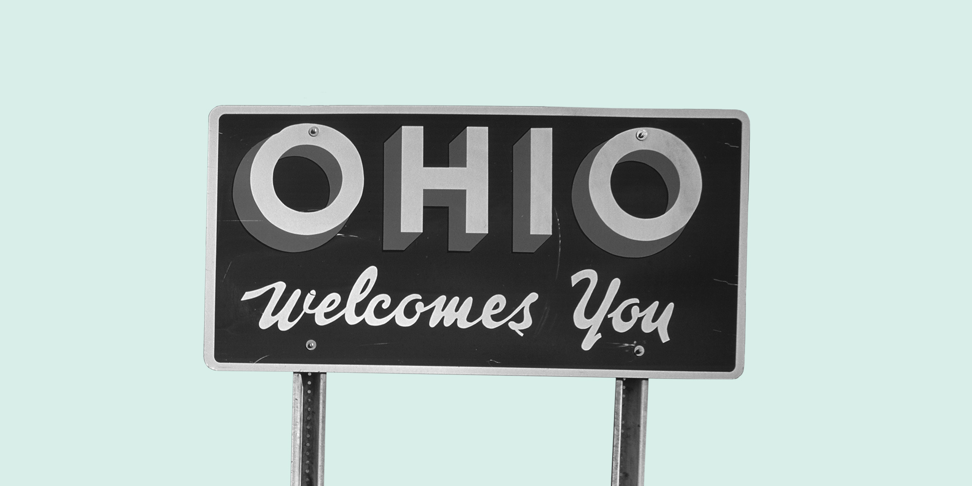 Sign that reads. "Ohio welcomes you." Workit Health expands to Ohio.