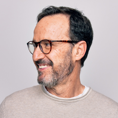 man-glasses