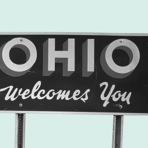 Sign that reads. "Ohio welcomes you." Workit Health expands to Ohio.